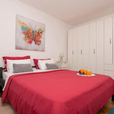 度假居 Three-bedroom In Vinjani Gornji