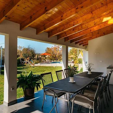 度假居 Three-bedroom In Vinjani Gornji Aracici